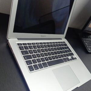 MacBook Air 13" - 2017